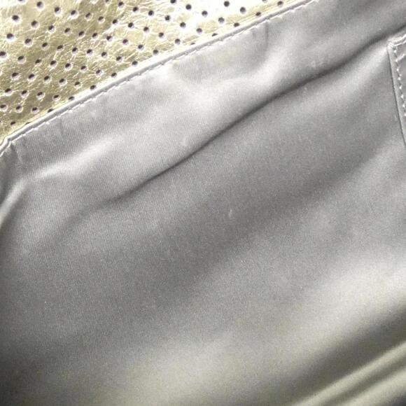 CHANEL Gold Shoulder Bag - Picture 9 of 10